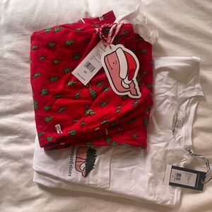 NWT- Vineyard Vines Christmas pajama set. Small top, XS bottom.